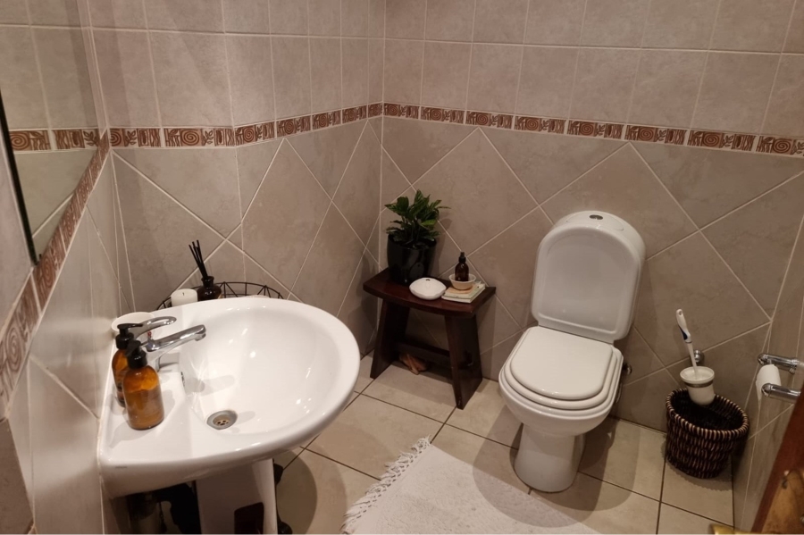 4 Bedroom Property for Sale in Pecanwood Estate North West